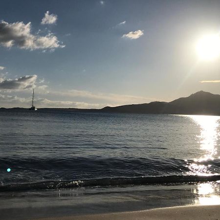 Ferienwohnung Duplex Renove Les Pieds Dans L'Eau Calvi  Exterior foto